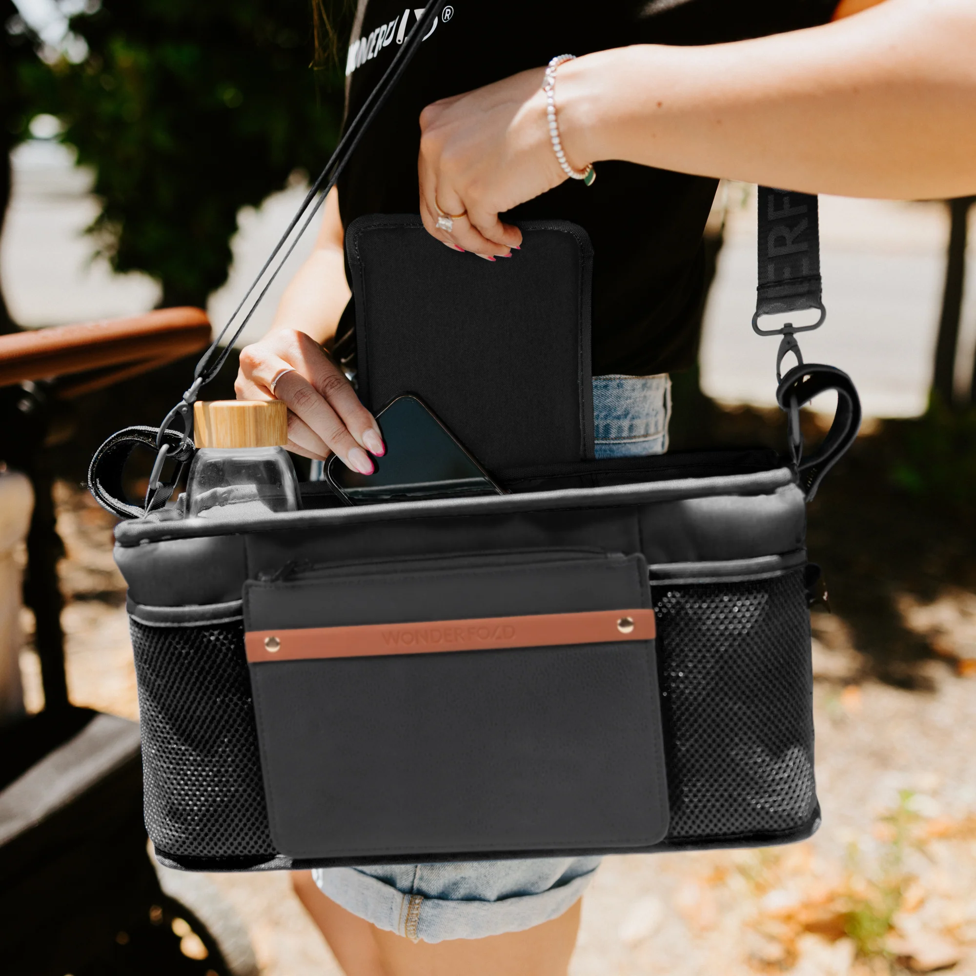 Parent Console with Insulated Cup Holders - Image 12