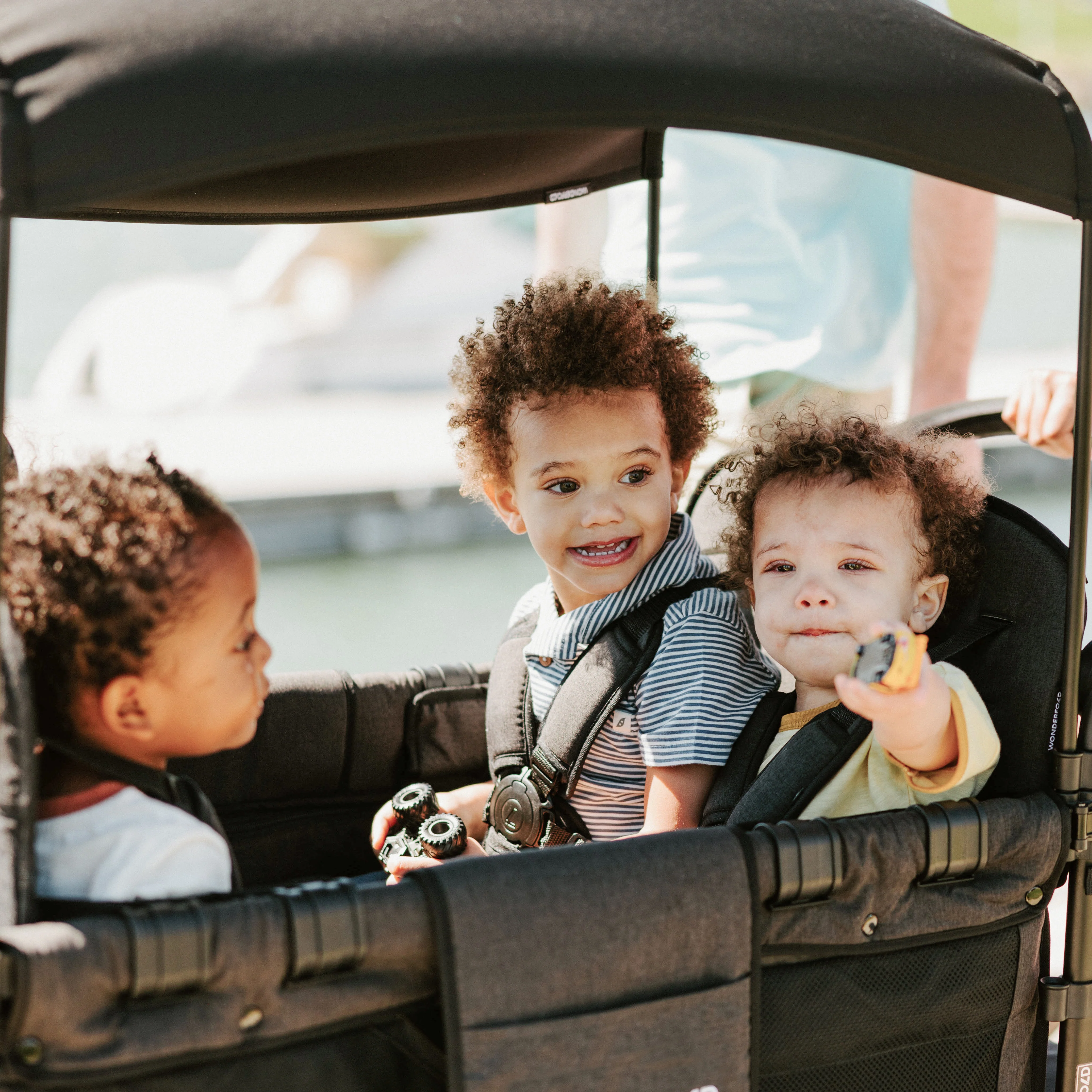 W4 Elite Stroller Wagon (4 Seater) - Image 6